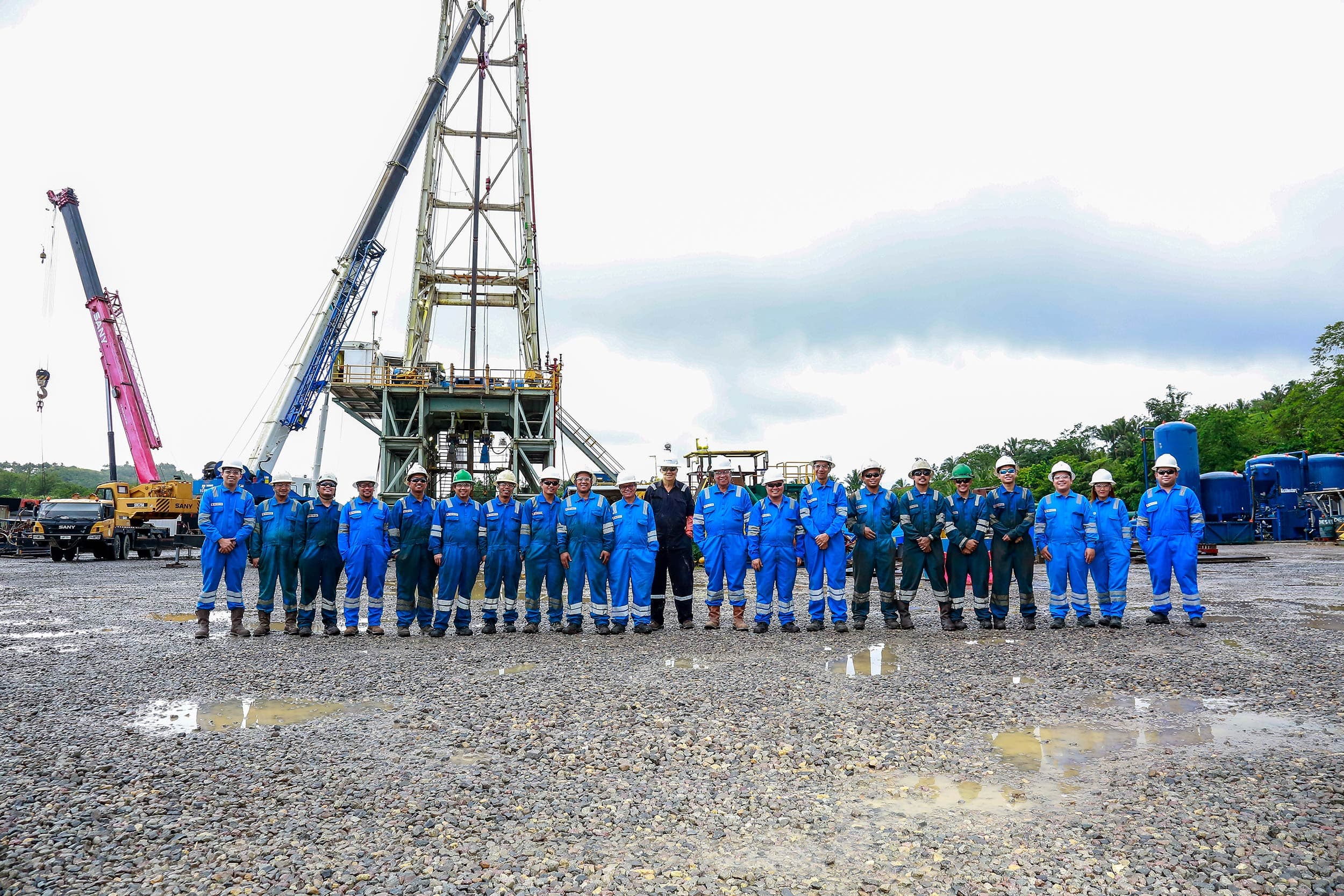 ThermaPrime team on the rig floor