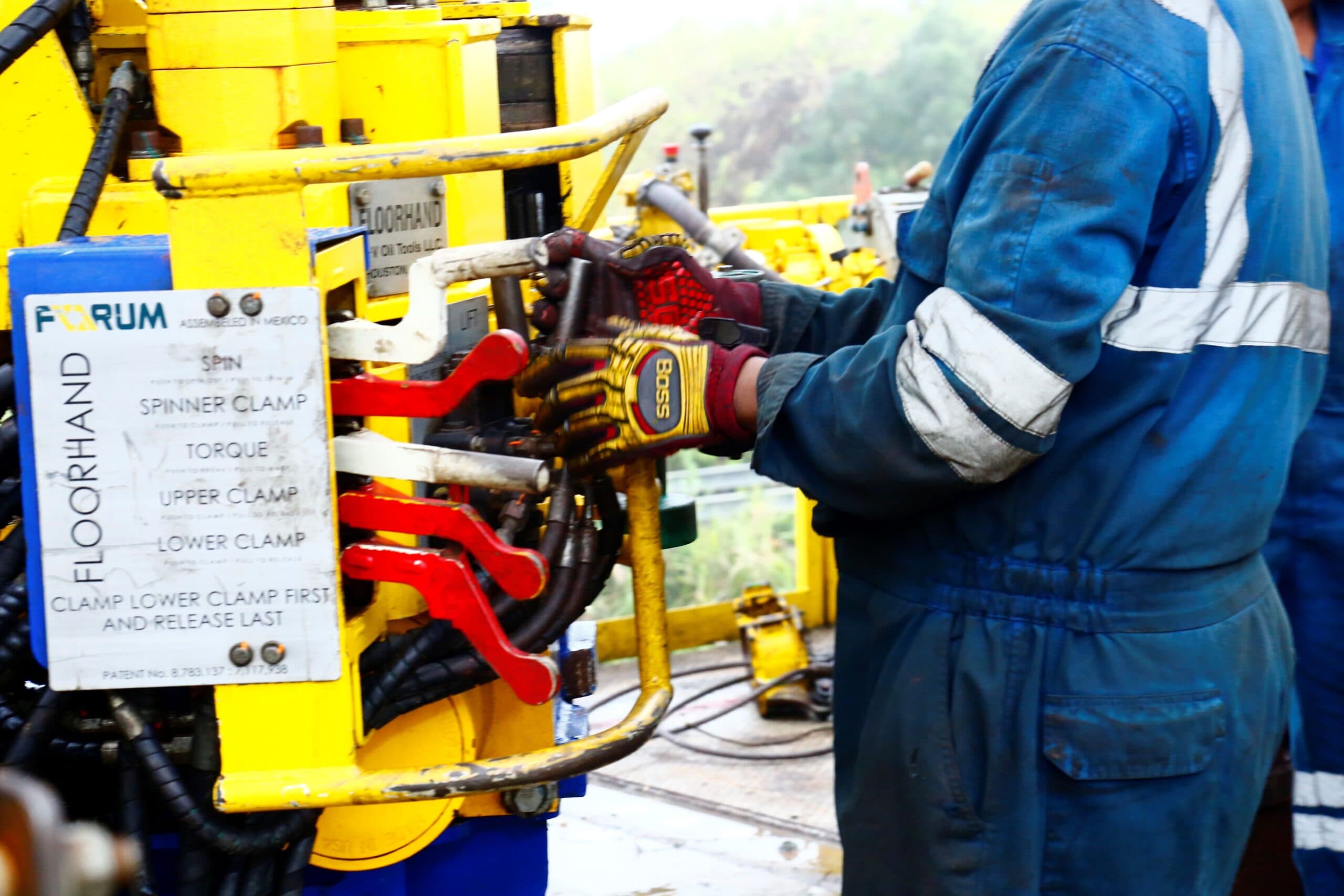 Floorhand controls